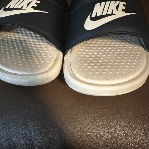 Nike Womens Benassi Duo Ultra Slide Sandals - Picture 9 of 9